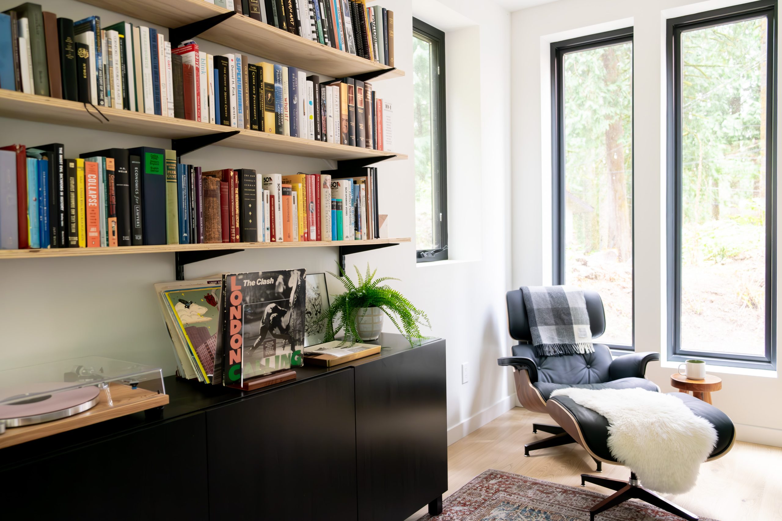 scandi office mcm