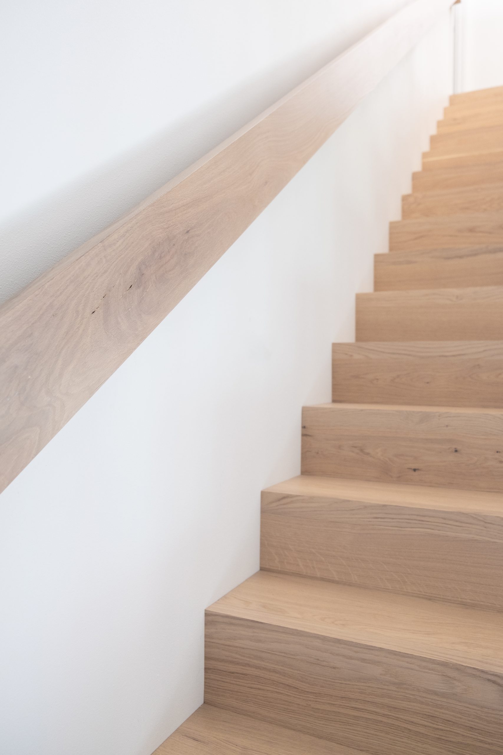 Stuga Flush Stair Nosing