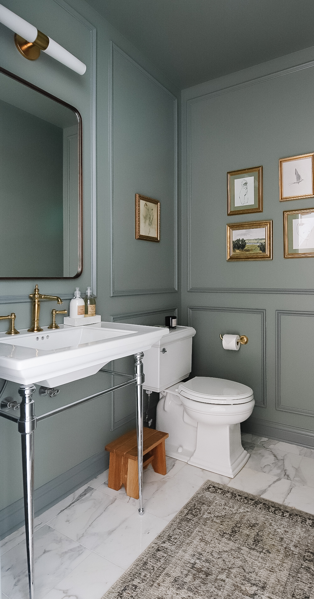 Benjamin Moore Intrigue Paint