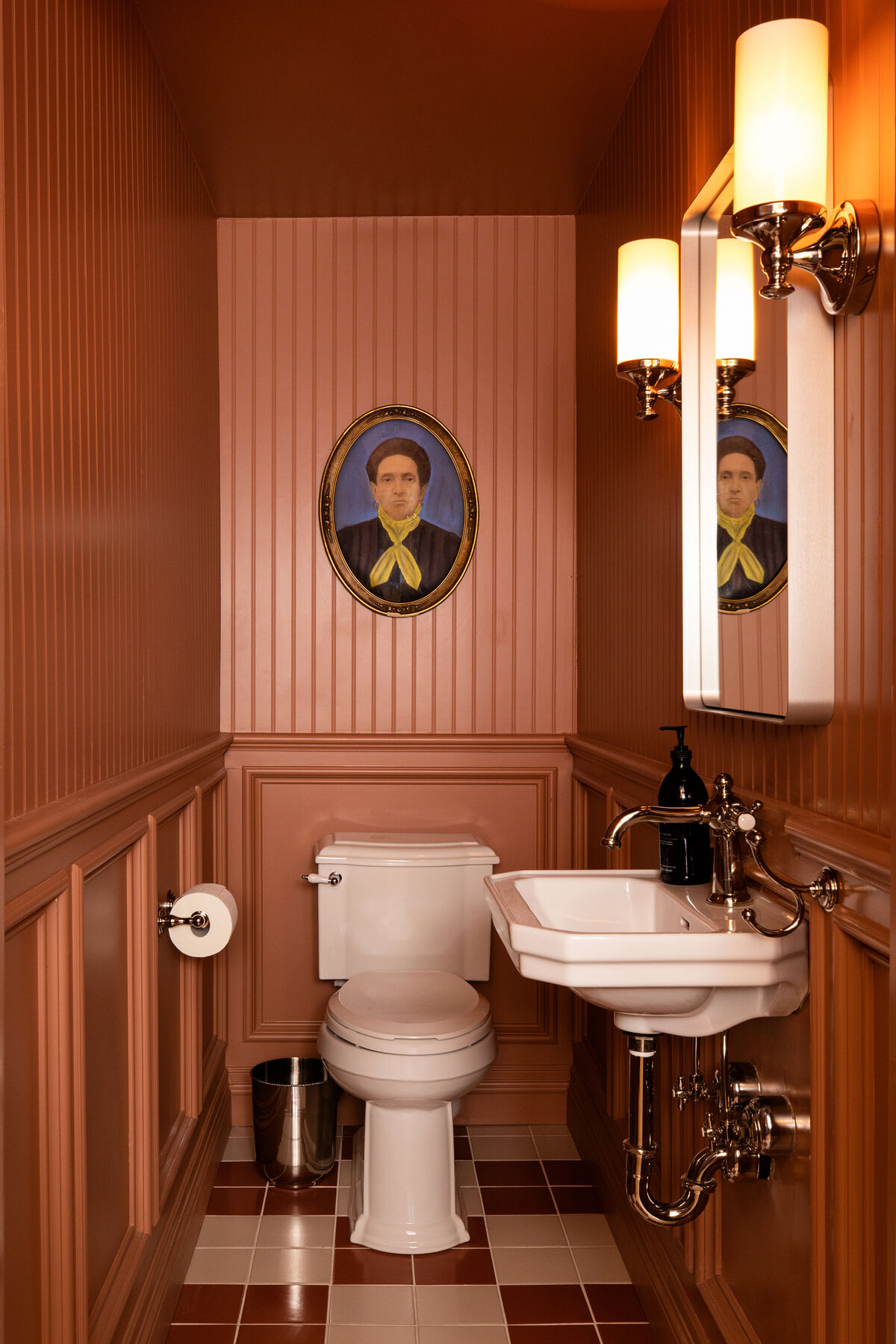 Unveiling the Jewel Box: A Peek into the Trend of Color Drenching